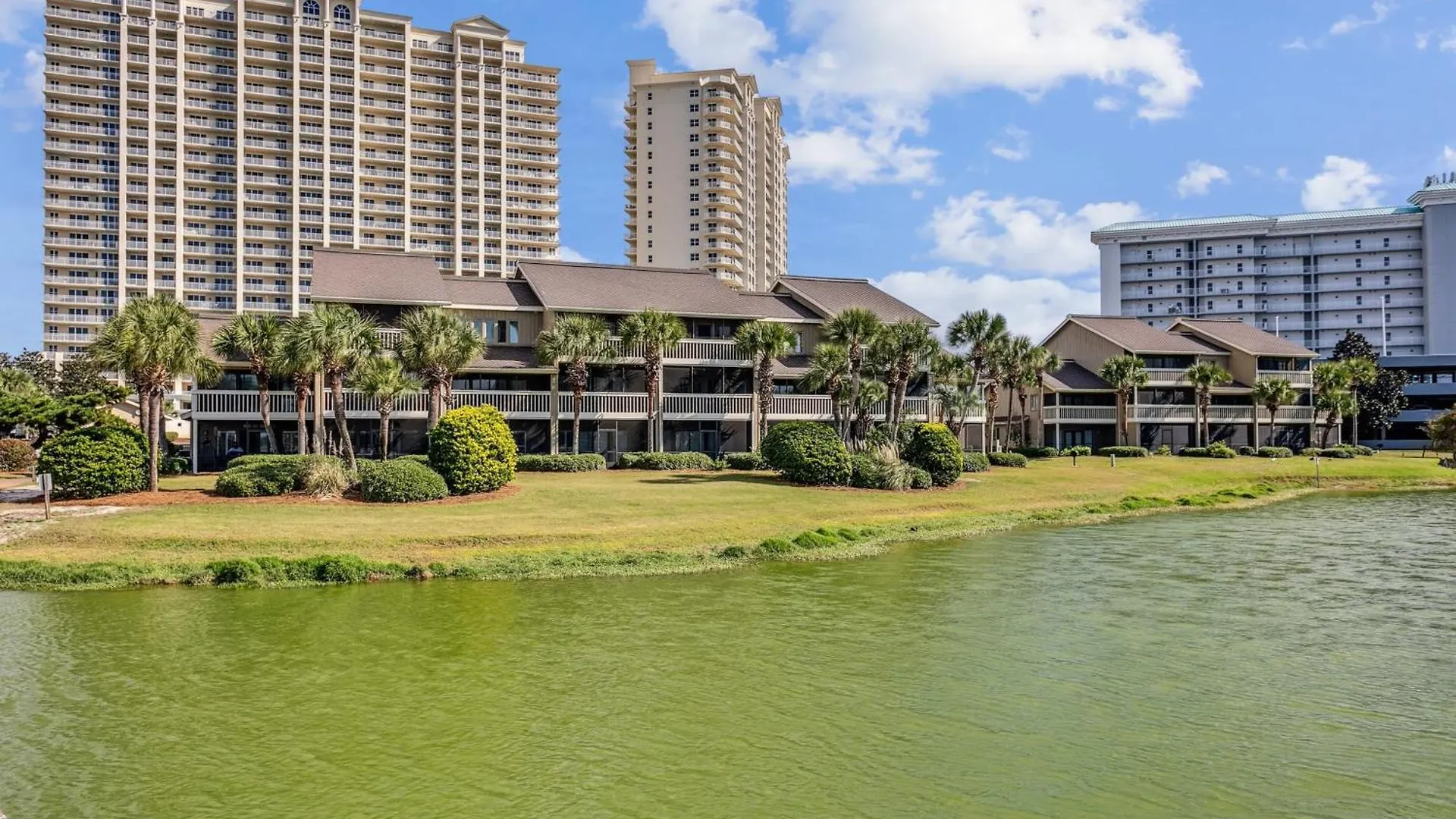 Walk 2 Beach Golf Dining & More -Sleeps 12 Destin 0*,