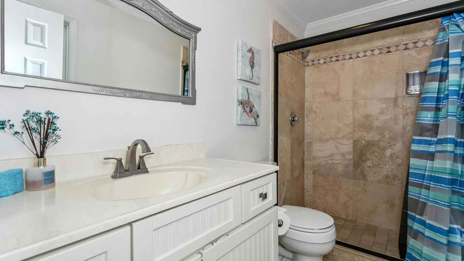 Walk 2 Beach Golf Dining & More -Sleeps 12 Destin
