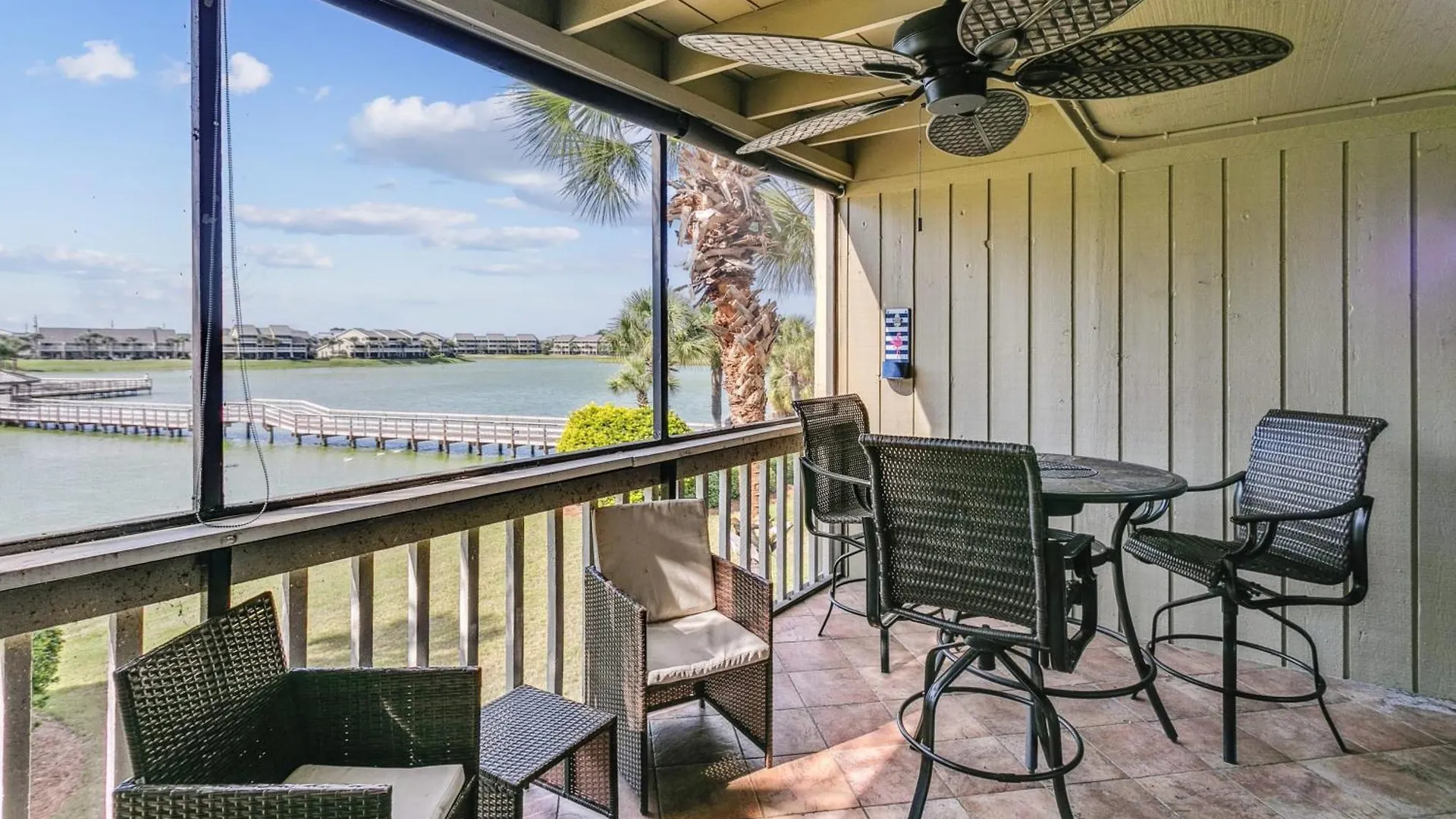 Walk 2 Beach Golf Dining & More -Sleeps 12 Destin